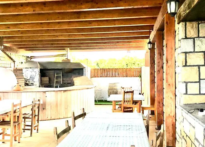 Hostal Ak-55 Rural House